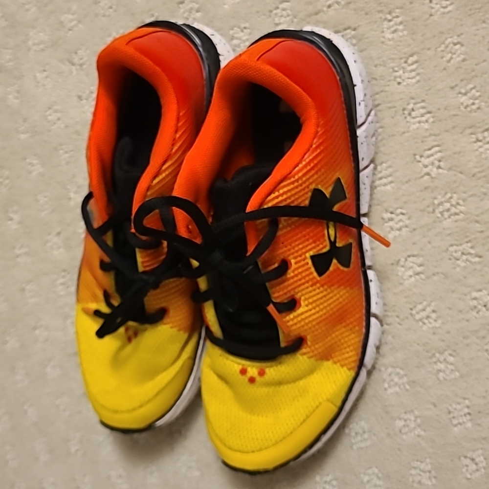 Boys under armour 2y